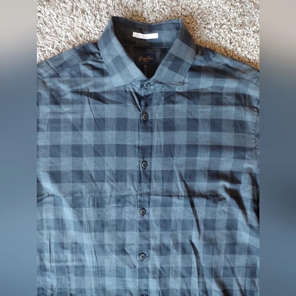 Good Man Brand Dark Checkered Button Down Shirt NWOT - Picture 4 of 10